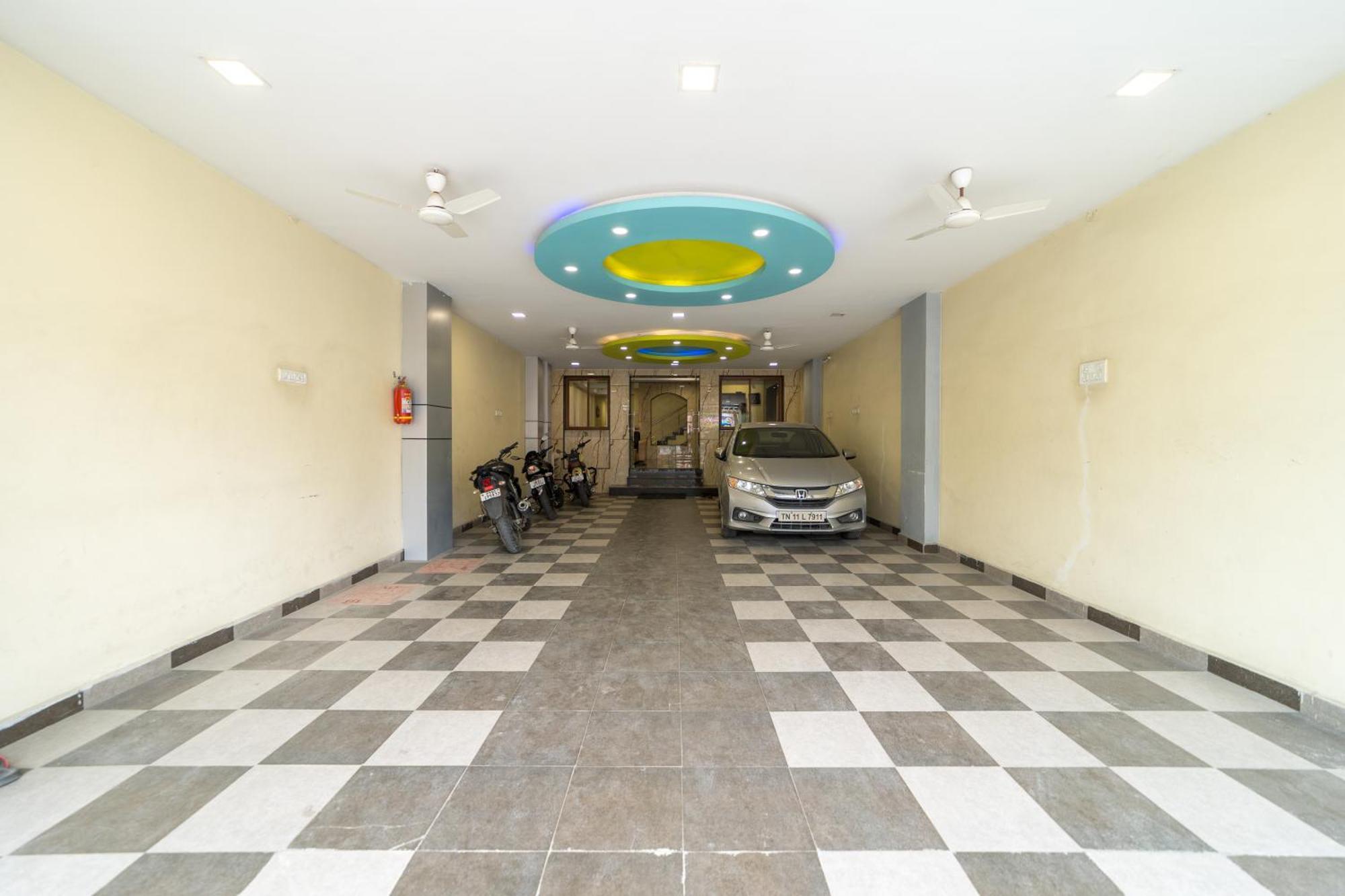 Hotel Sau Residency à Kanchipuram Extérieur photo