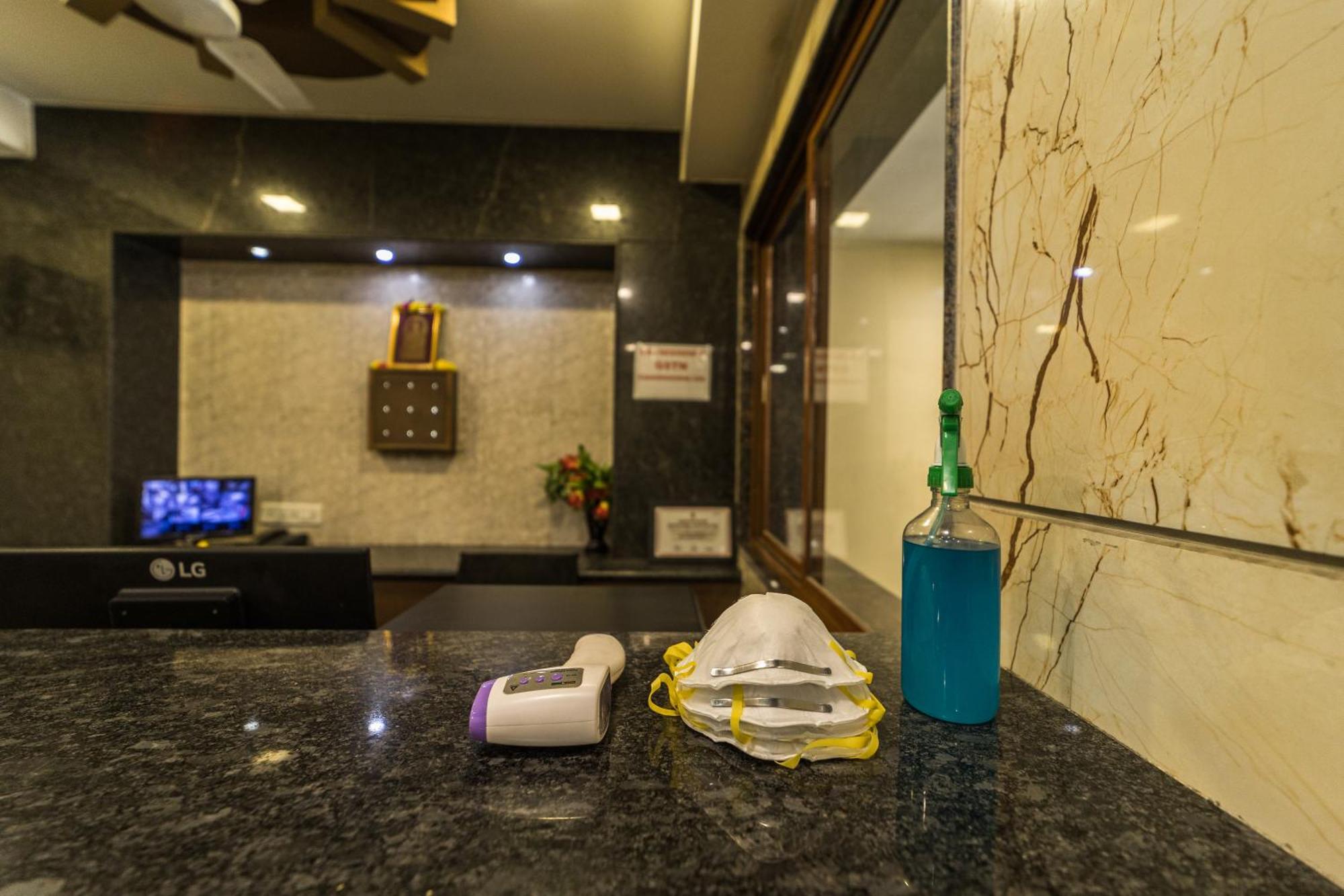 Hotel Sau Residency à Kanchipuram Extérieur photo