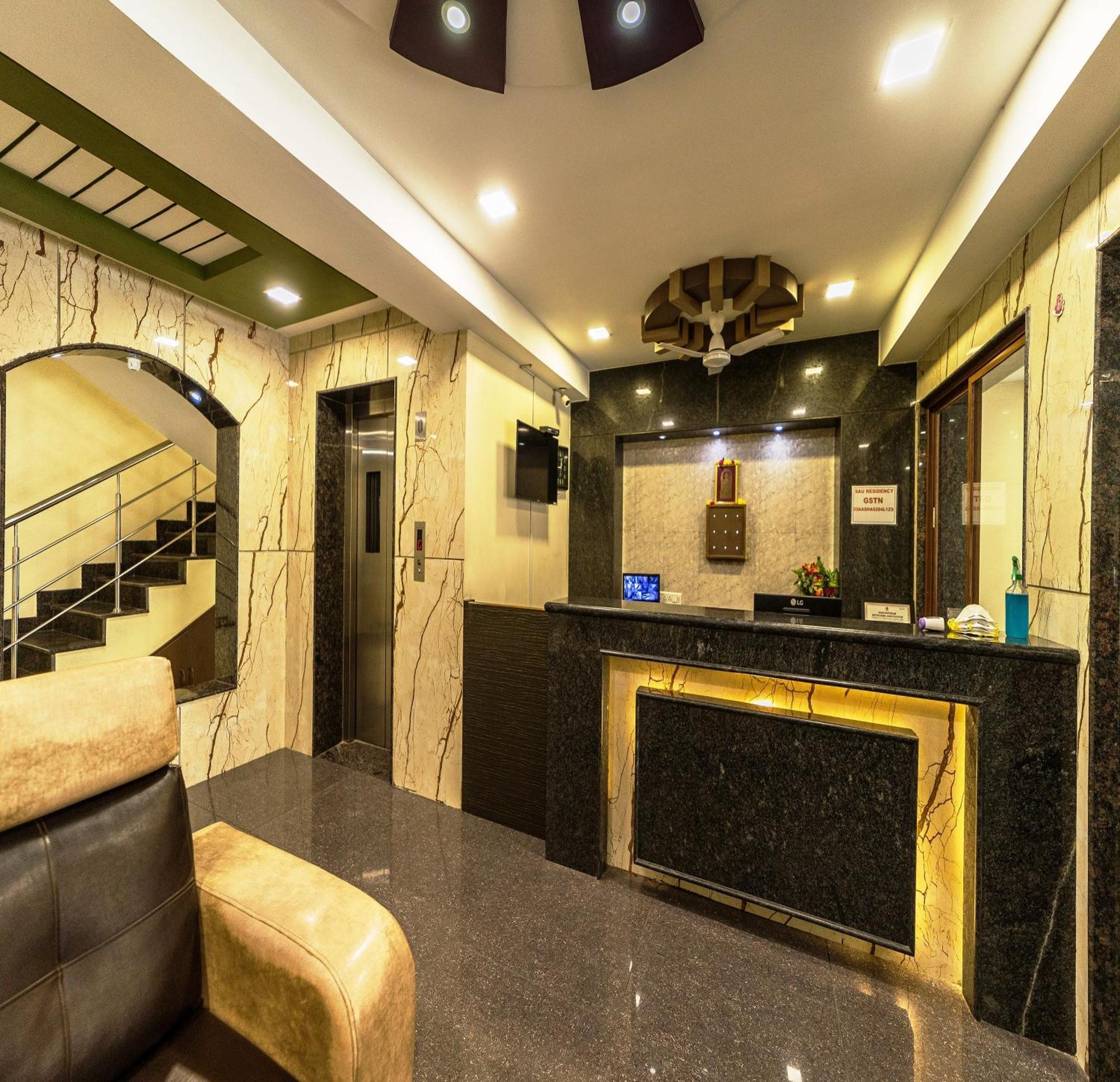 Hotel Sau Residency à Kanchipuram Extérieur photo