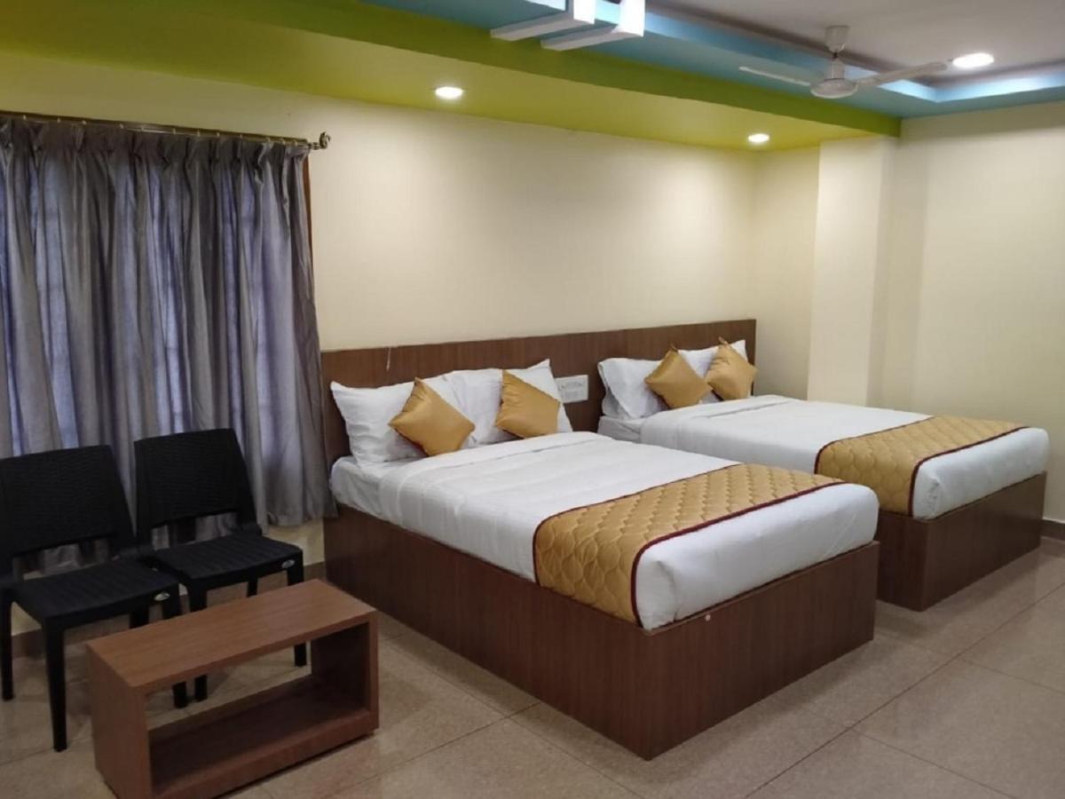 Hotel Sau Residency à Kanchipuram Extérieur photo